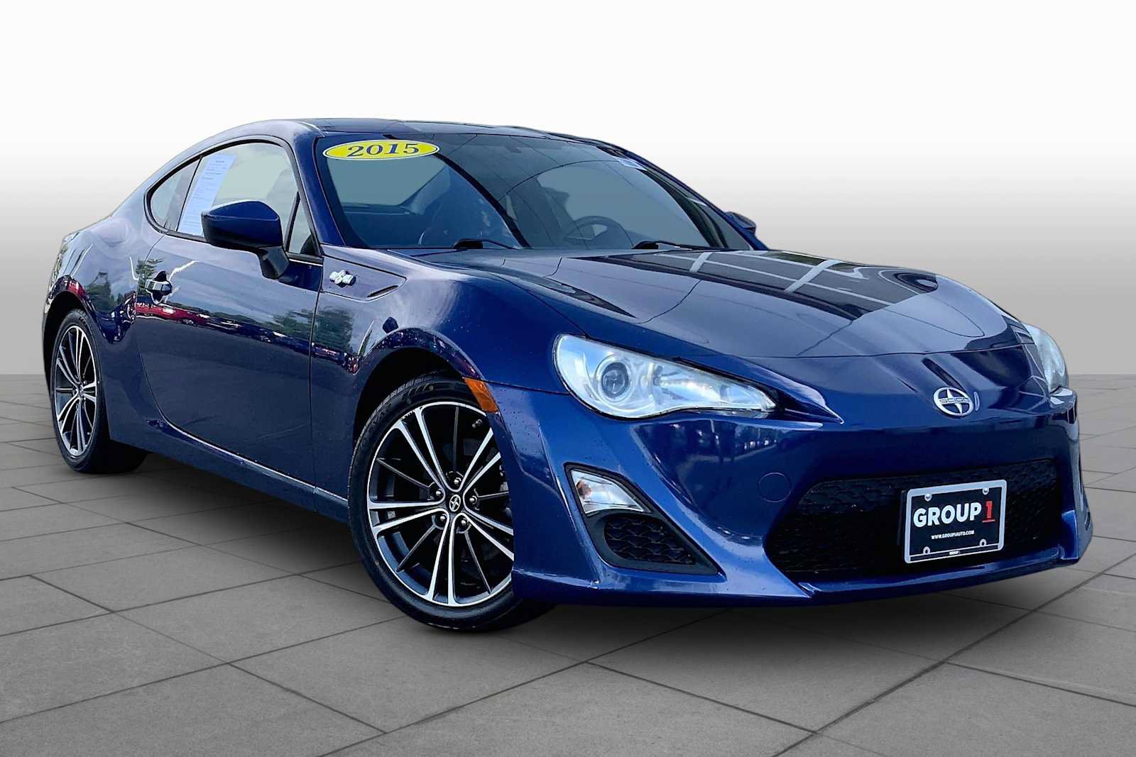 Used 2015 Scion FR-S RWD image 3