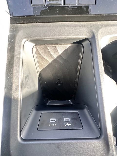 Certified 2025 Nissan Armada Platinum image 22