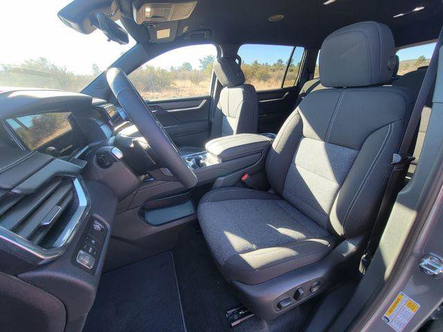 New 2026 GMC Acadia Elevation image 10