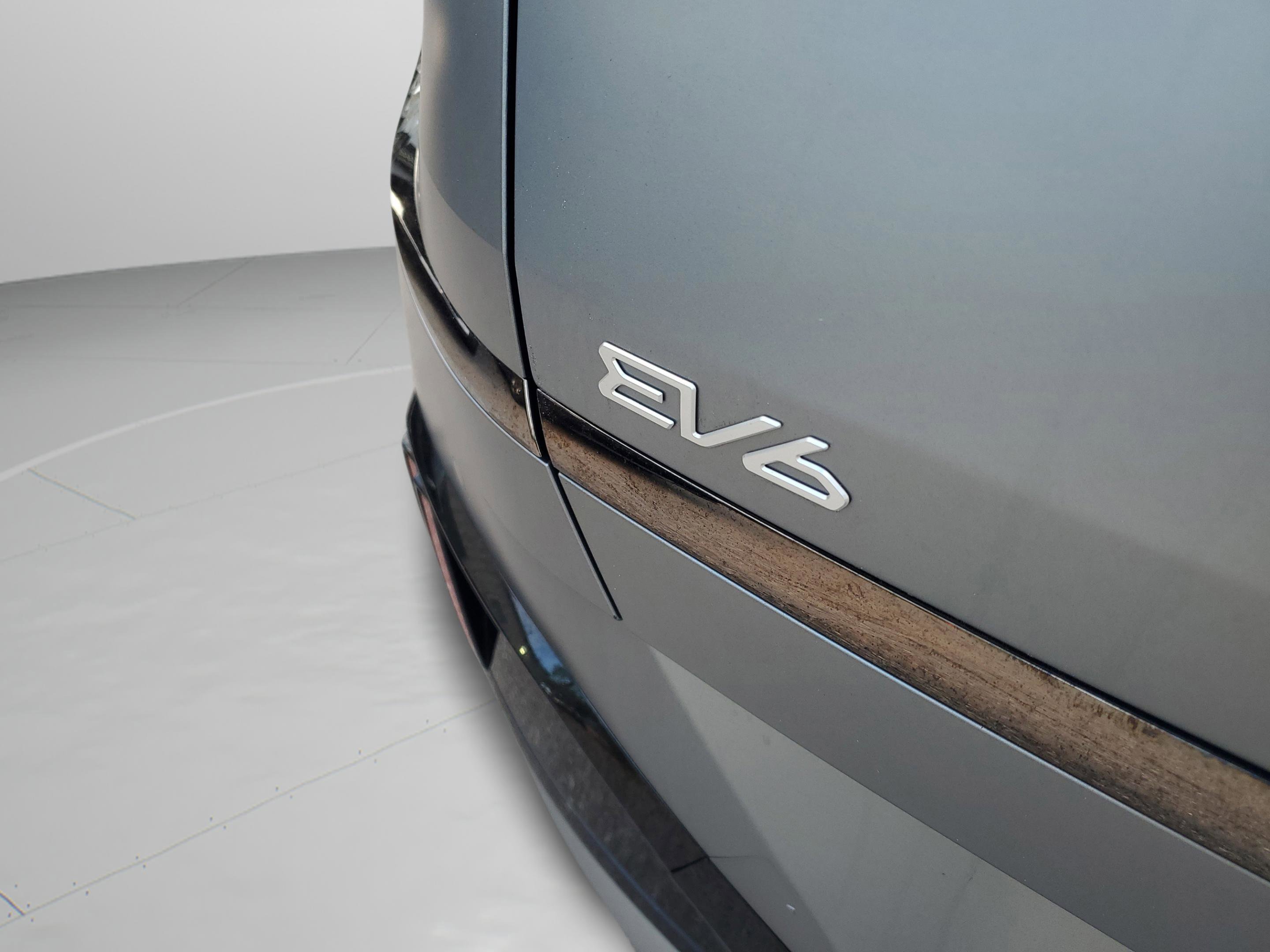 Certified 2024 Kia EV6 GT image 32