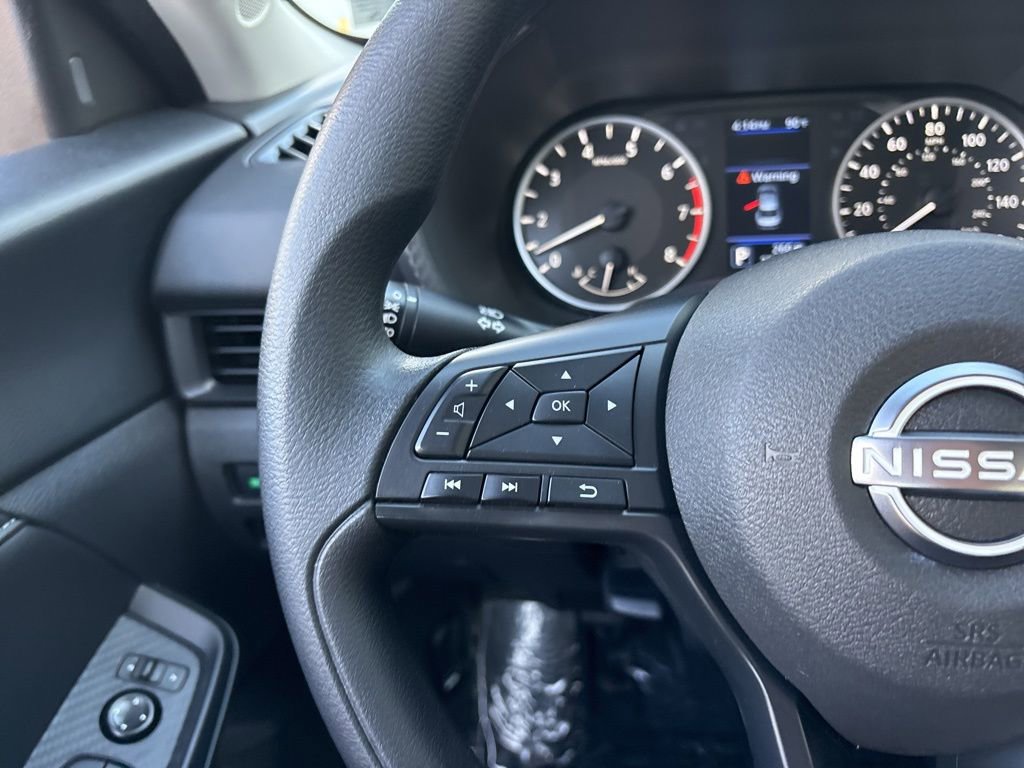 Used 2025 Nissan Sentra S FWD image 17