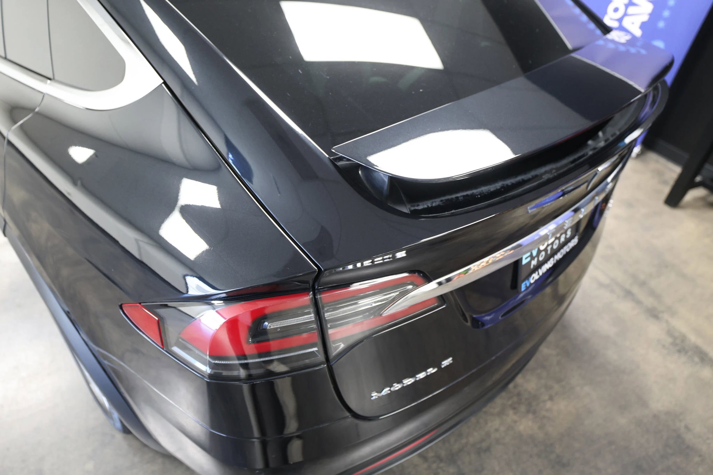 Used 2018 Tesla Model X P100D image 17