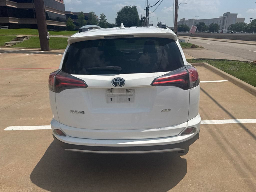 Used 2016 Toyota RAV4 XLE FWD image 10