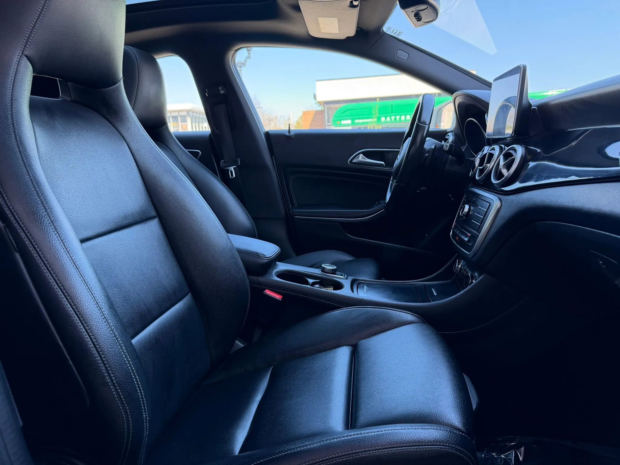 Used 2016 Mercedes-Benz CLA 250 4MATIC w/ Multimedia Package image 16