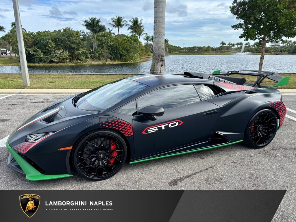 Used 2022 Lamborghini Huracan STO image 1