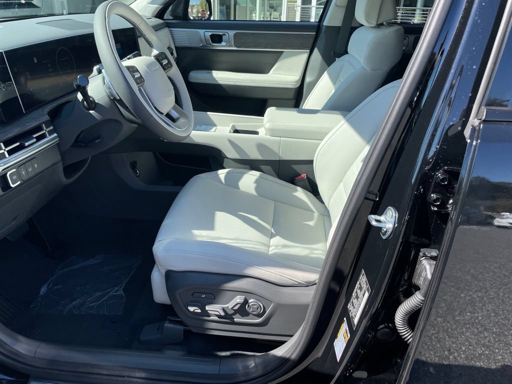 New 2026 Hyundai Santa Fe Calligraphy FWD image 11