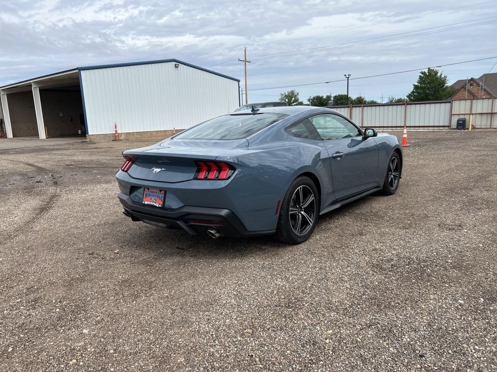 Used 2024 Ford Mustang Coupe RWD image 6
