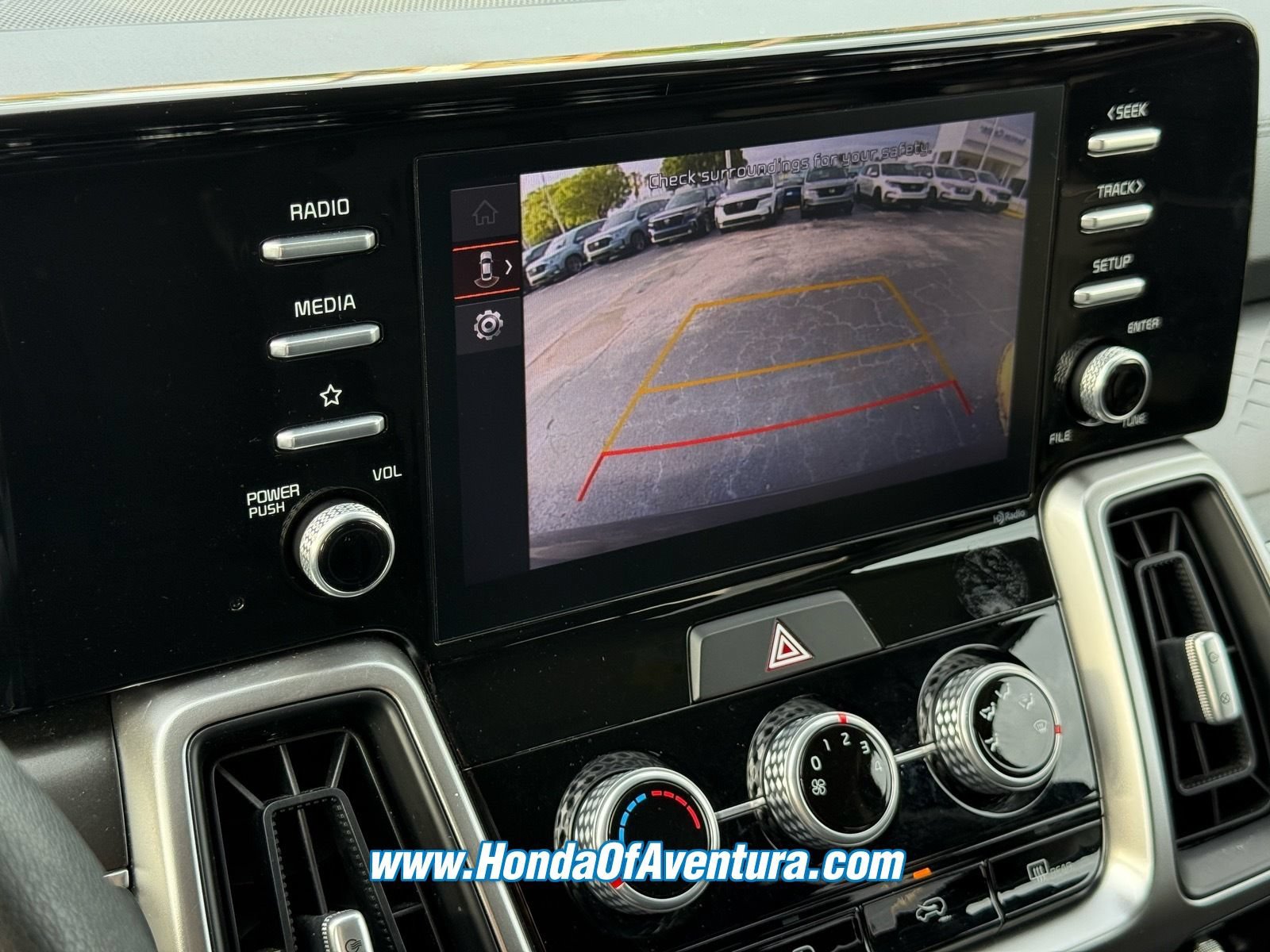Used 2022 Kia Sorento LX AWD/4WD image 24