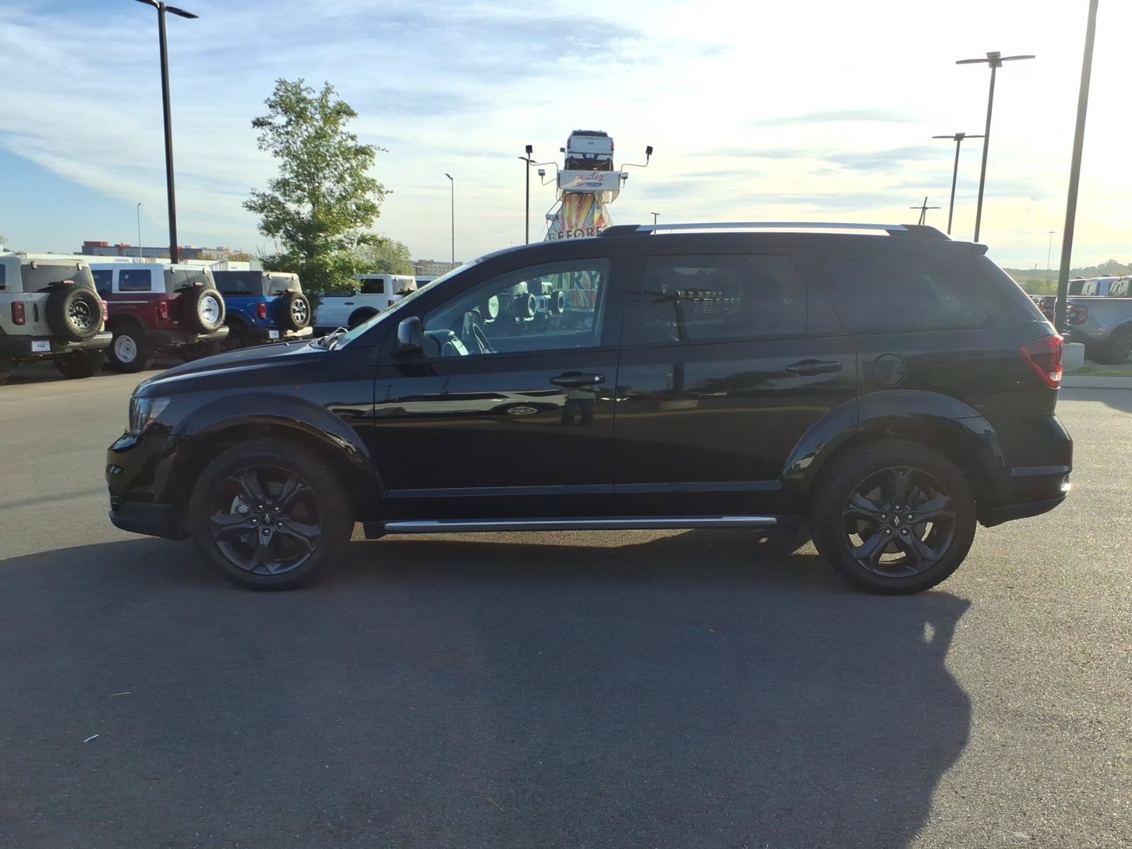 Used 2020 Dodge Journey Crossroad FWD image 6