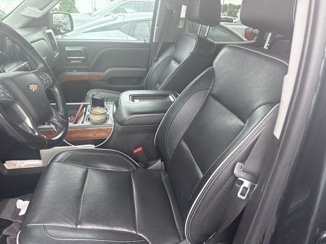 Used 2018 Chevrolet Silverado 1500 High Country AWD/4WD image 24