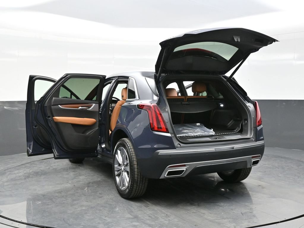 New 2025 Cadillac XT5 Premium Luxury w/ LPO, Floor Liner Package image 37