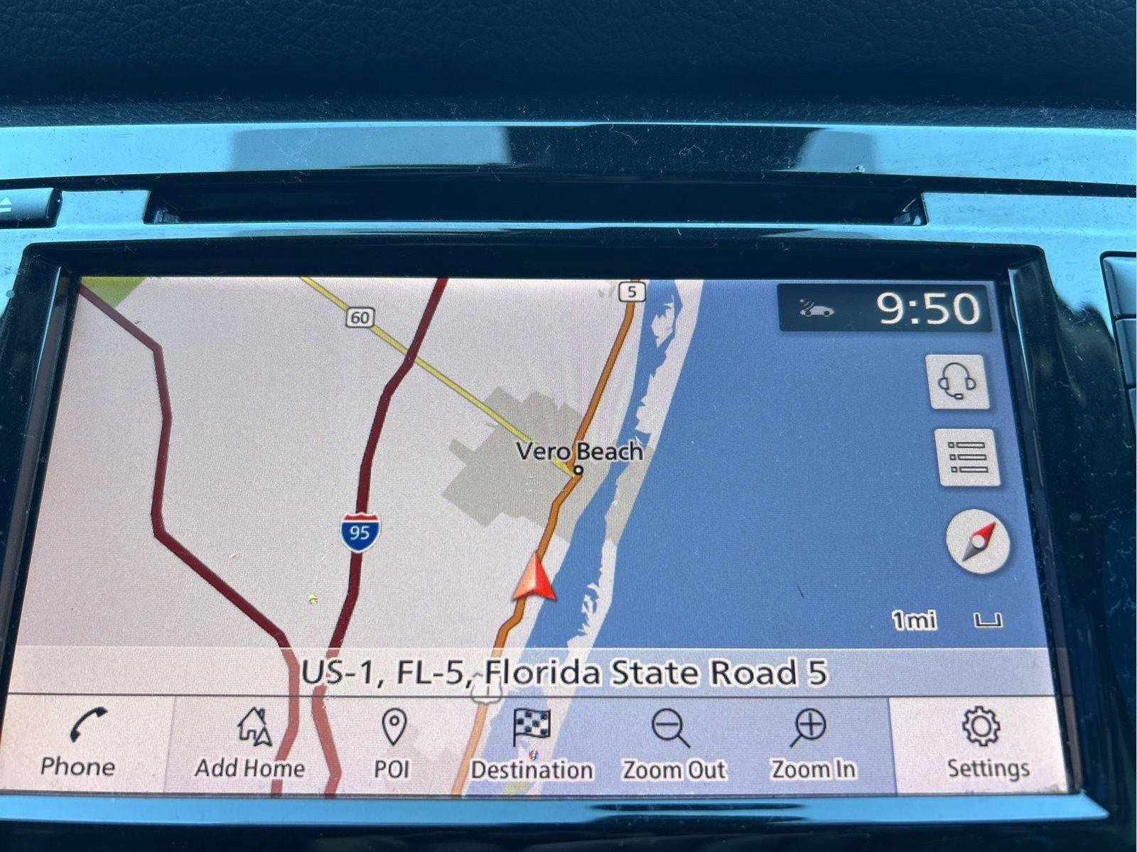 Used 2019 Nissan Rogue Sport SL image 18