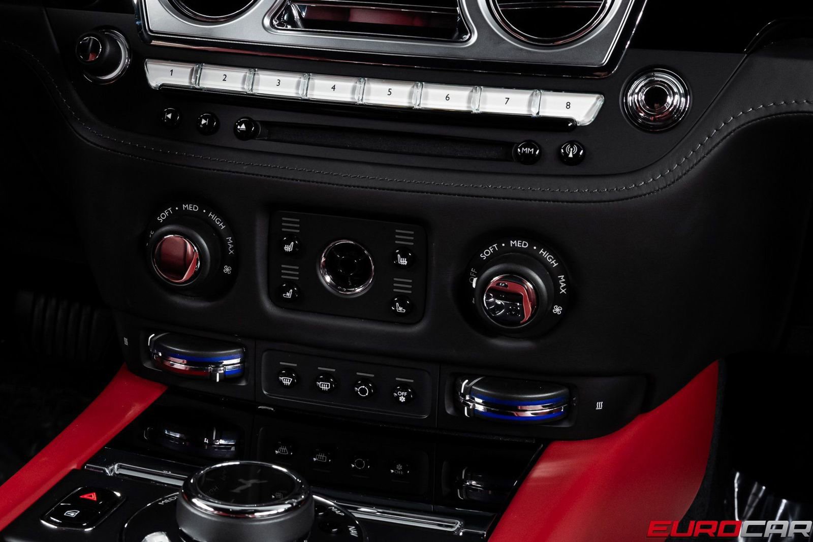 Used 2018 Rolls-Royce Wraith image 23