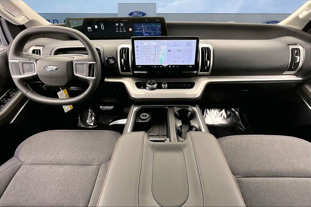 New 2025 Ford Expedition Max Active image 5