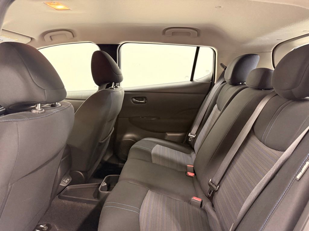 Used 2022 Nissan Leaf S Plus image 11