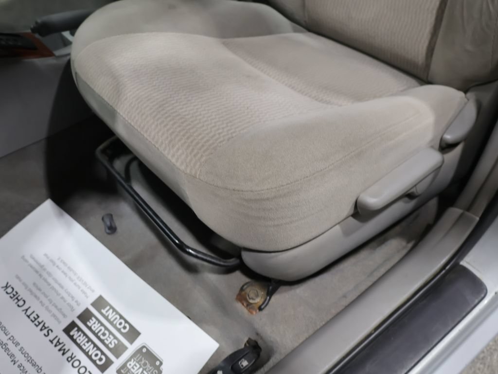 Used 2006 Toyota Corolla LE FWD image 12