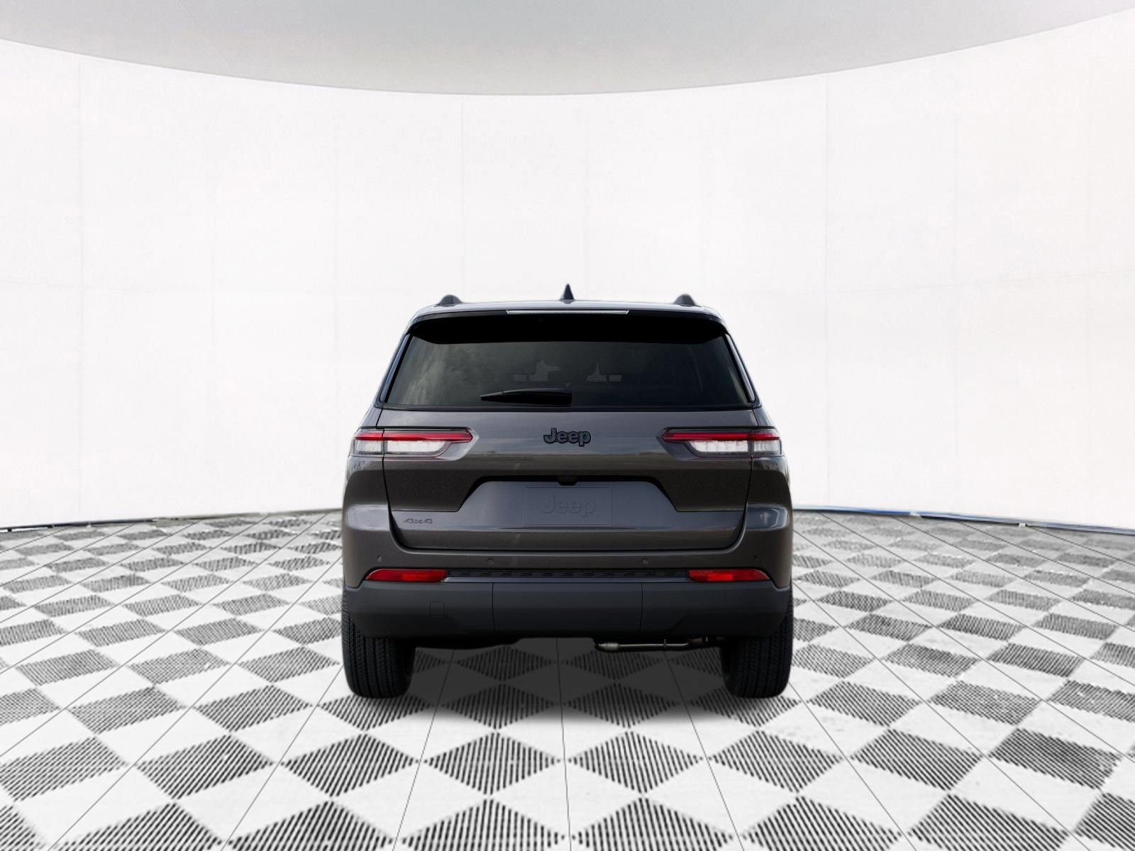 New 2025 Jeep Grand Cherokee L Altitude image 10