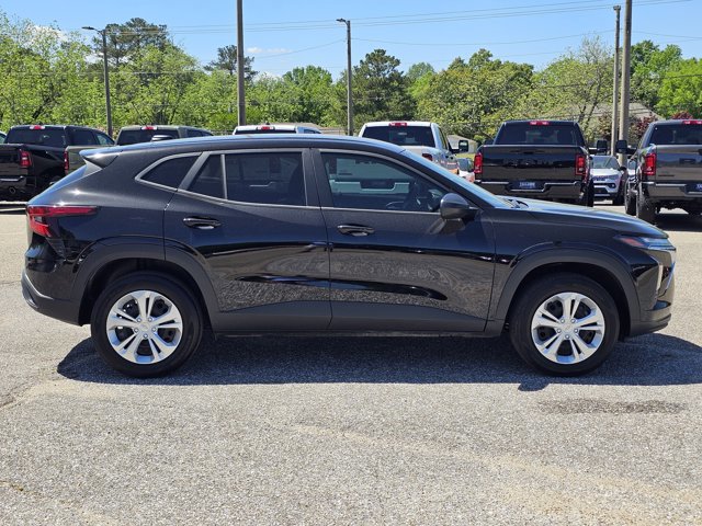 Used 2026 Chevrolet Trax LS FWD image 7