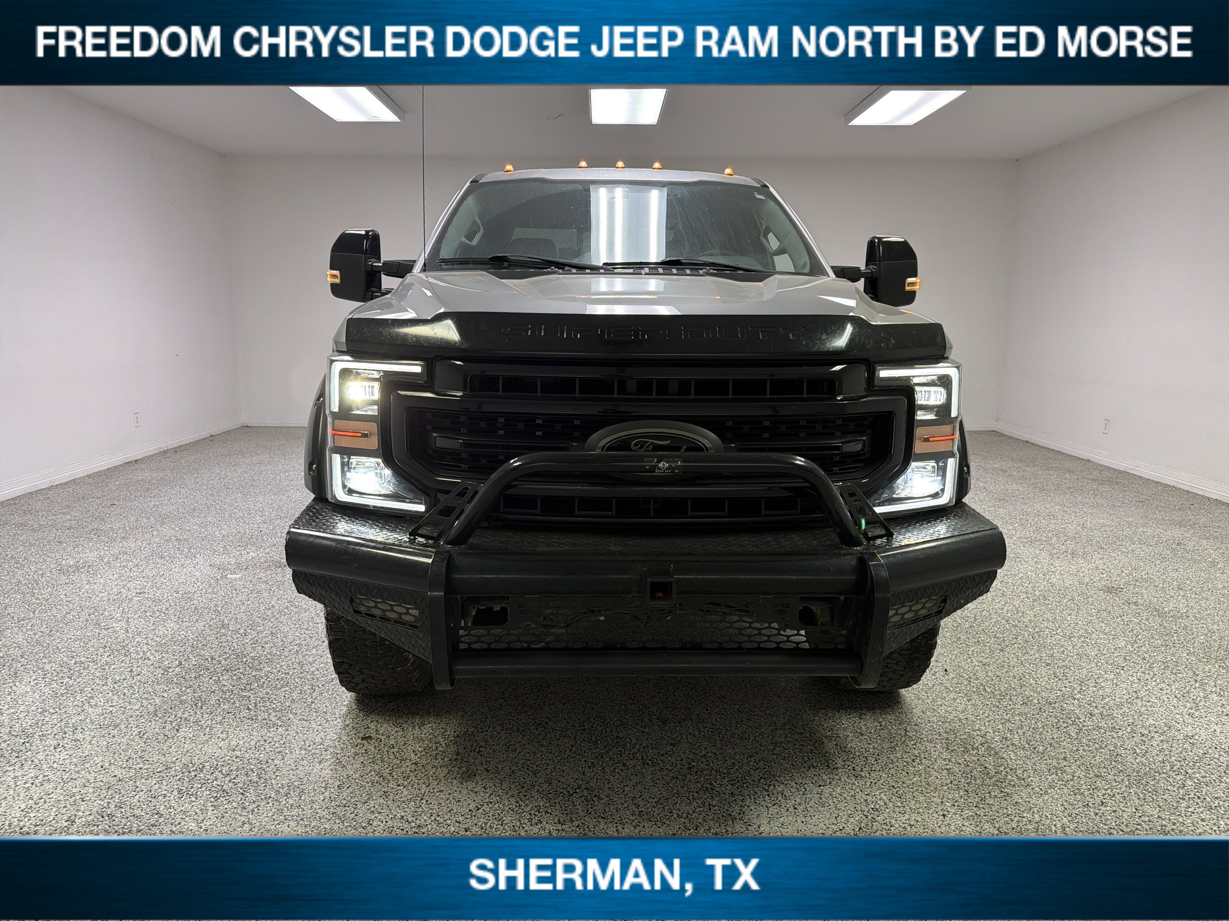 Used 2020 Ford F350 Lariat AWD/4WD image 2
