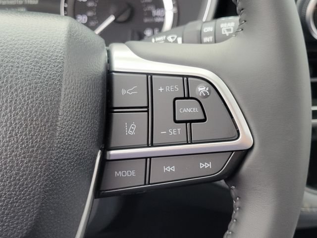 New 2026 Toyota Highlander XLE AWD/4WD image 9