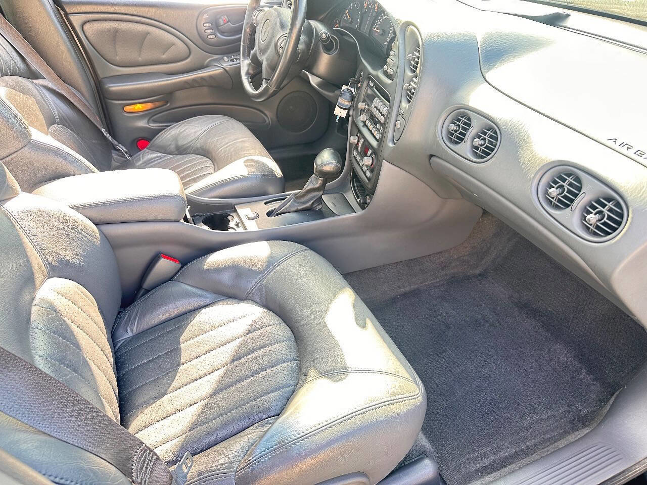 Used 2000 Pontiac Bonneville SSEi FWD image 9