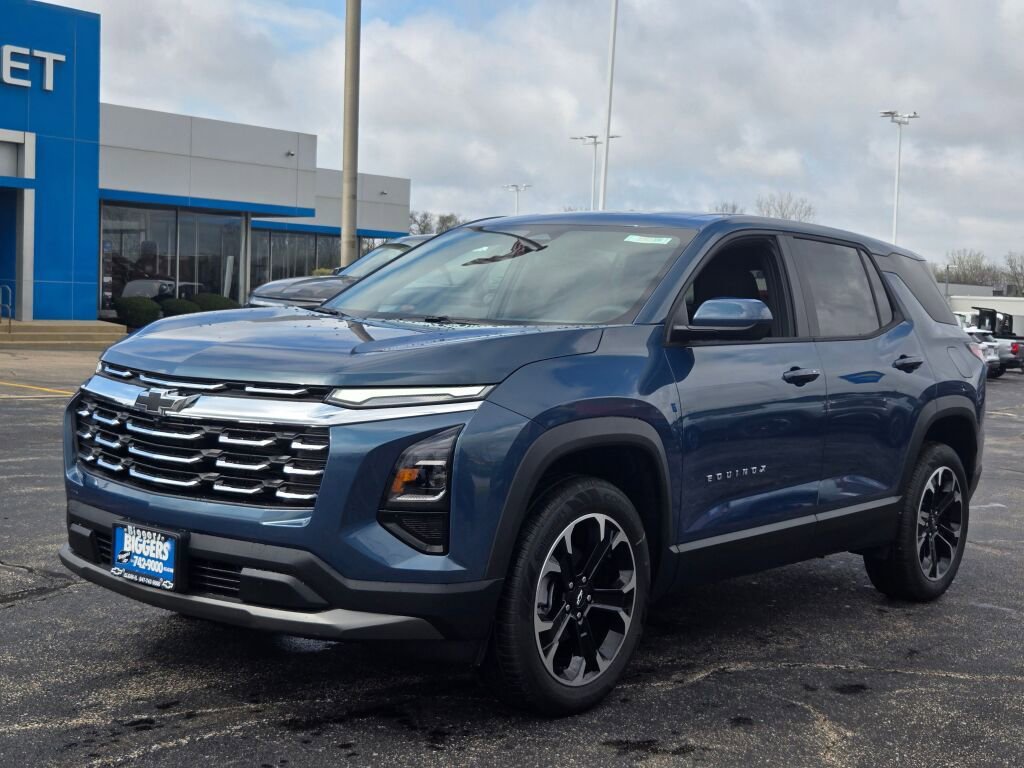 New 2026 Chevrolet Equinox LT w/ LPO, Floor Liner Package AWD/4WD image 3