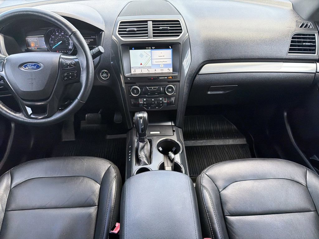 Certified 2018 Ford Explorer XLT w/ Equipment Group 202A image 14