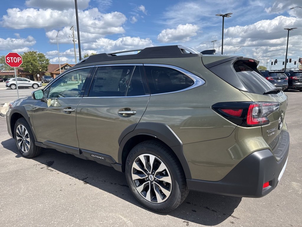 New 2025 Subaru Outback Touring XT image 4