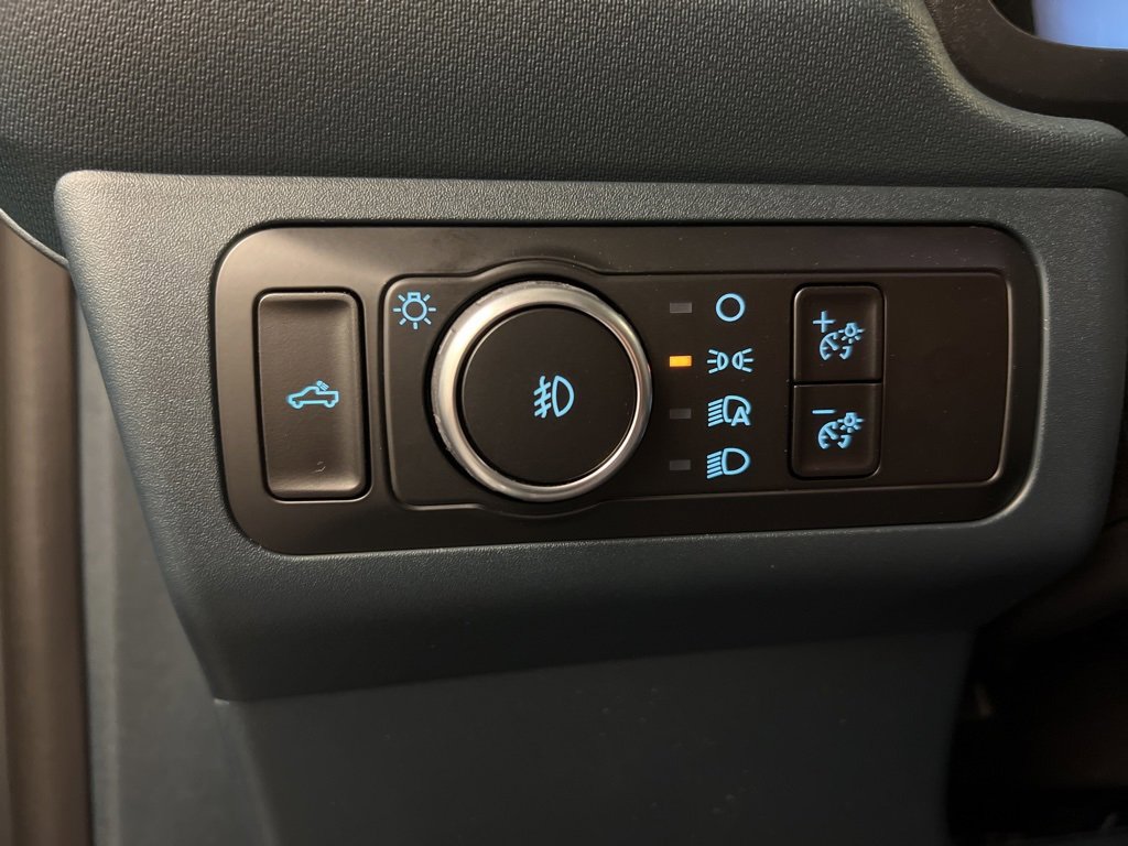 New 2025 Ford Maverick Lobo image 18