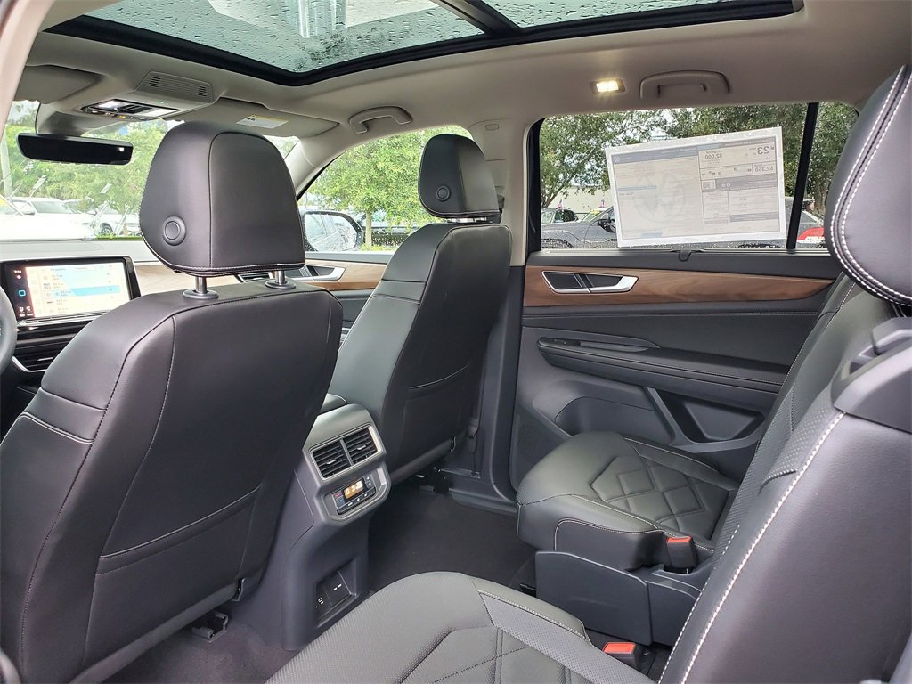 New 2026 Volkswagen Atlas SE image 5