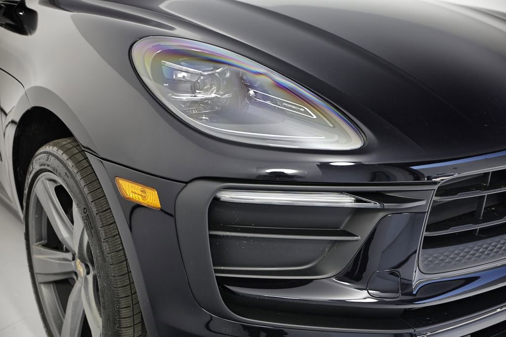 New 2026 Porsche Macan image 17