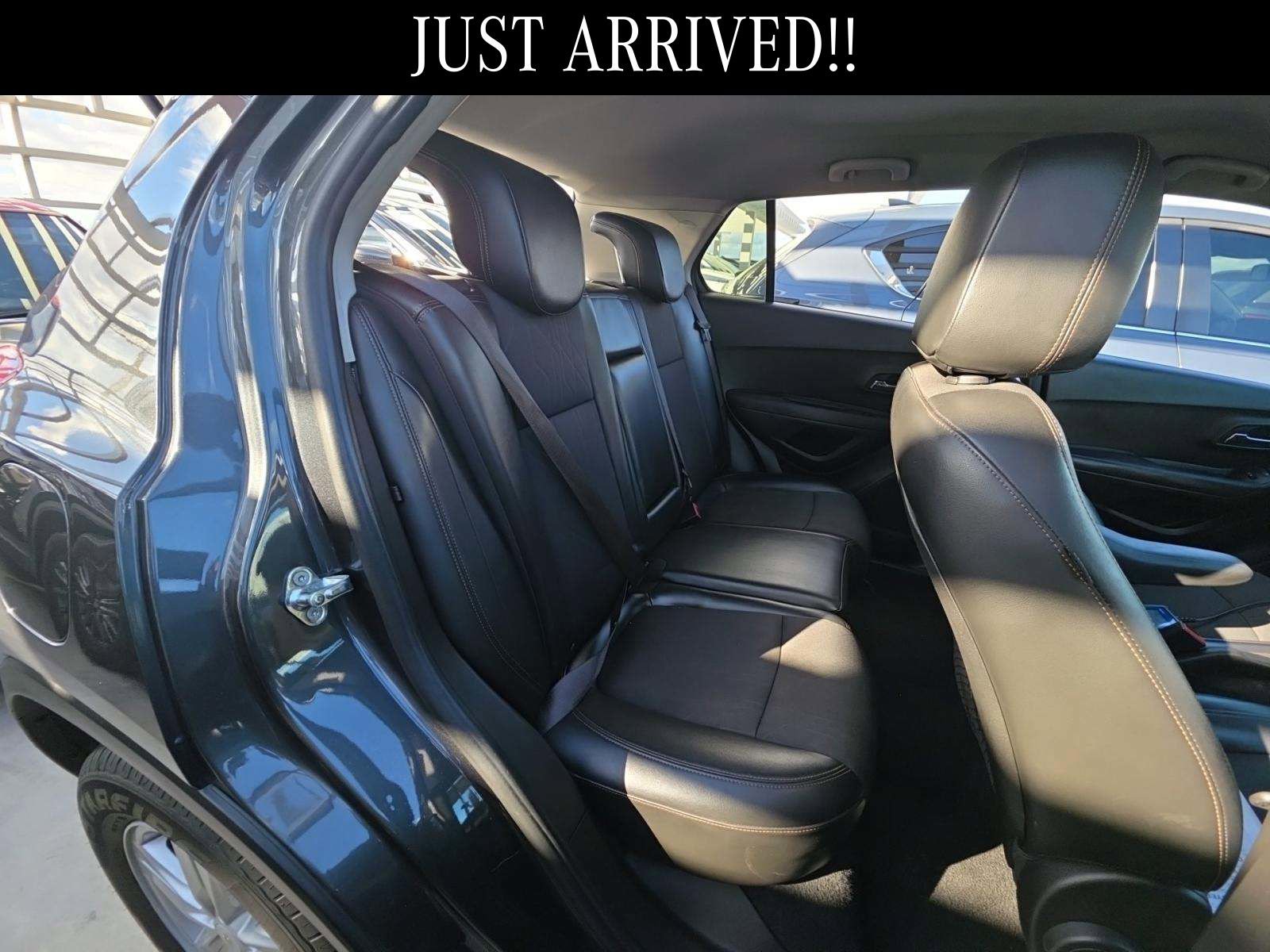 Used 2017 Chevrolet Trax LT w/ LT Convenience Package image 10