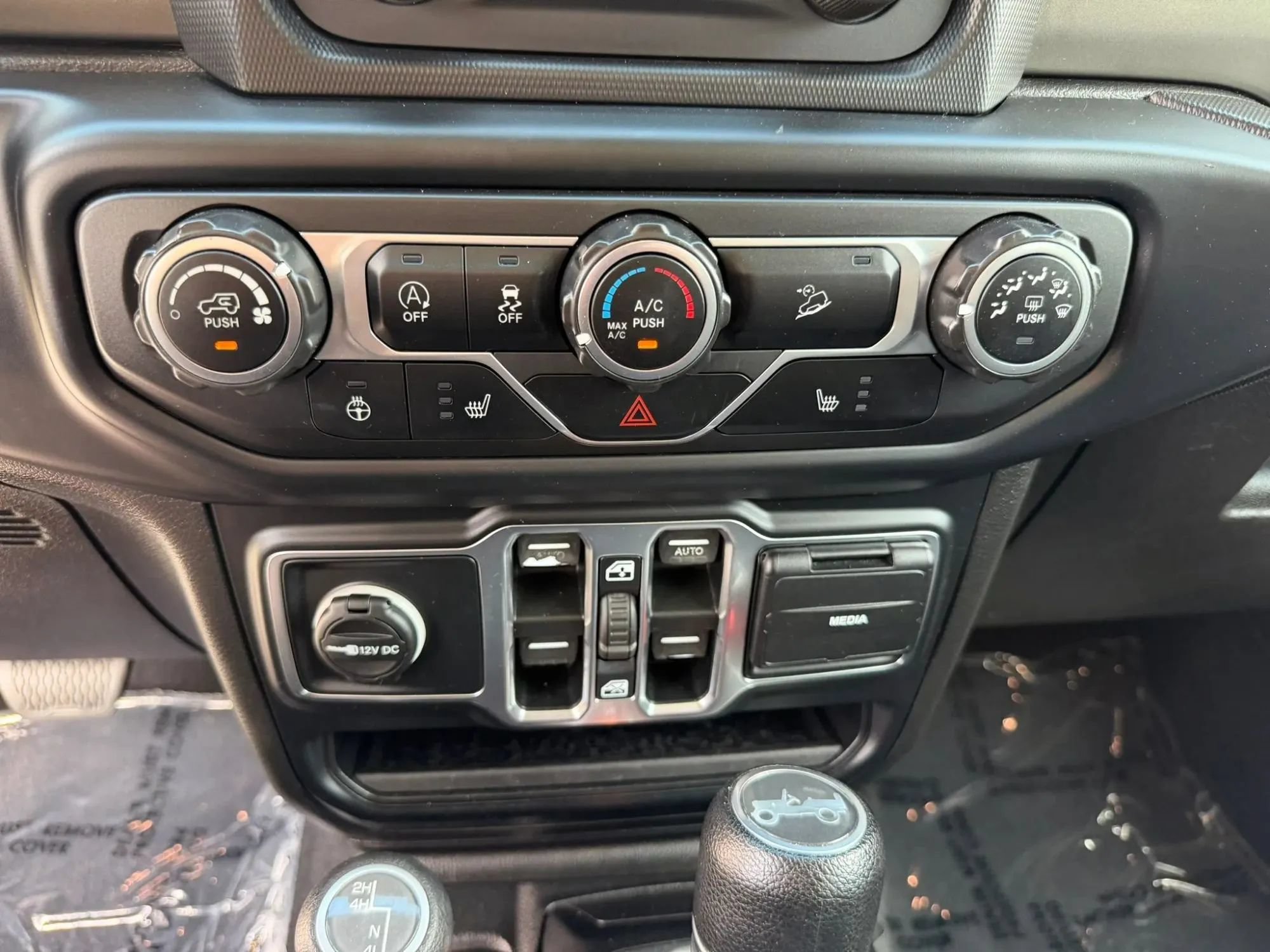Used 2019 Jeep Wrangler Unlimited Sport S AWD/4WD image 24