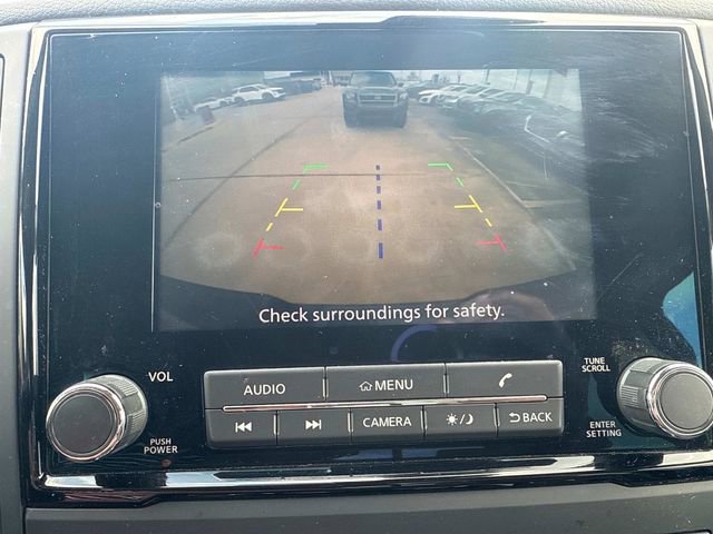 Used 2024 Nissan Titan SV w/ SV Convenience Package image 32