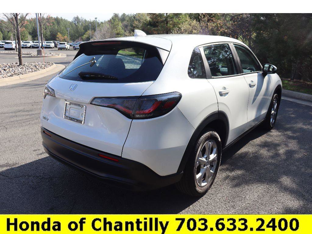Certified 2024 Honda HR-V LX image 7