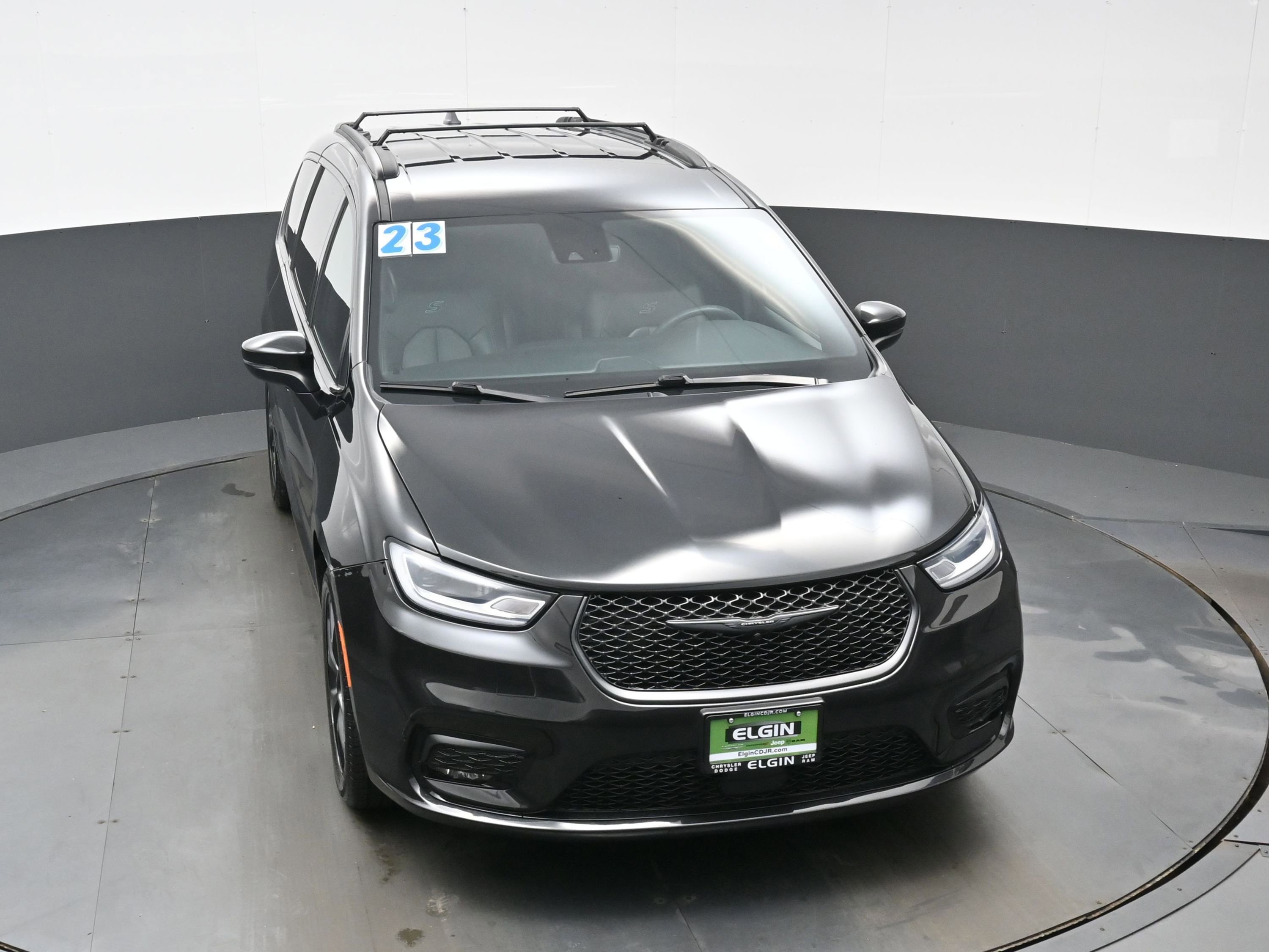Used 2023 Chrysler Pacifica Touring-L w/ S Appearance Package image 41