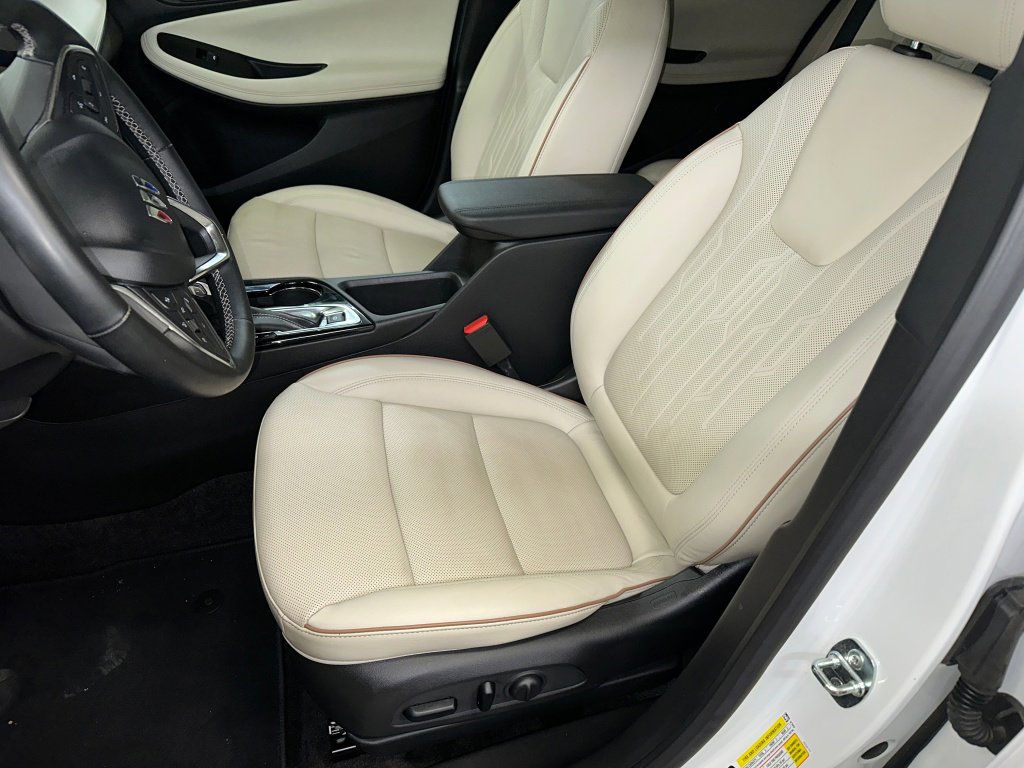 Certified 2024 Buick Encore GX Avenir w/ Avenir Convenience Package image 5