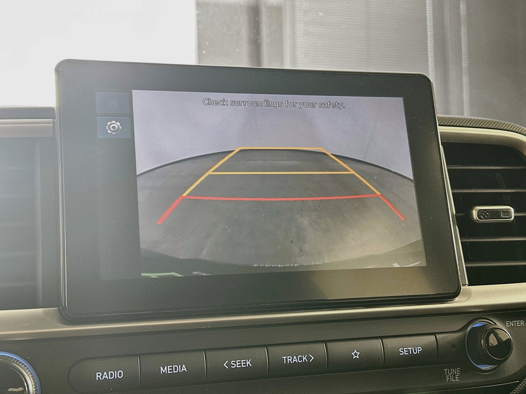 Used 2025 Hyundai Venue SEL FWD image 22