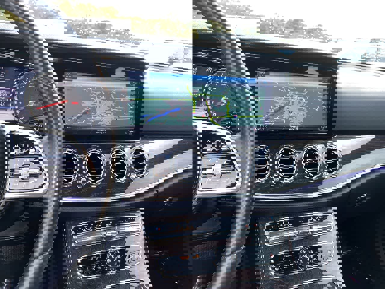 Used 2019 Mercedes-Benz E 450 4MATIC Sedan image 26