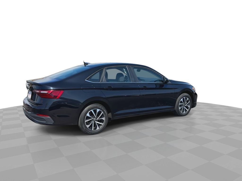 Used 2024 Volkswagen Jetta S image 9