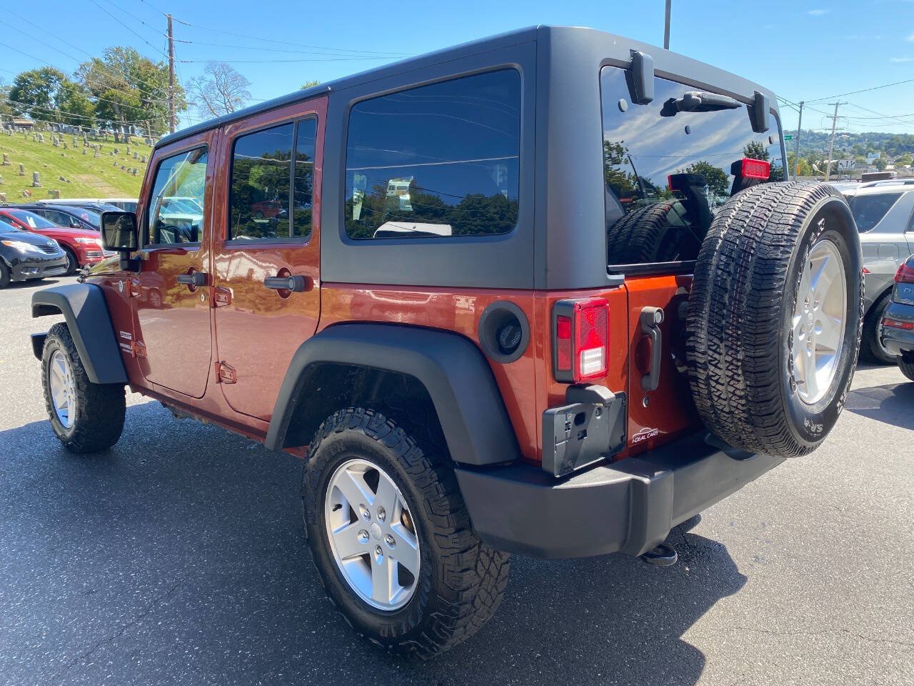 Used 2014 Jeep Wrangler Unlimited Sport w/ Quick Order Package 24S AWD/4WD image 5