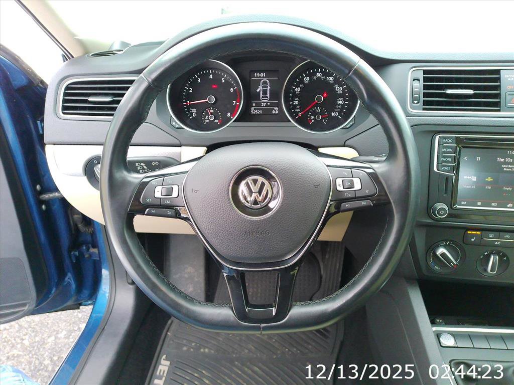 Used 2018 Volkswagen Jetta SE image 12