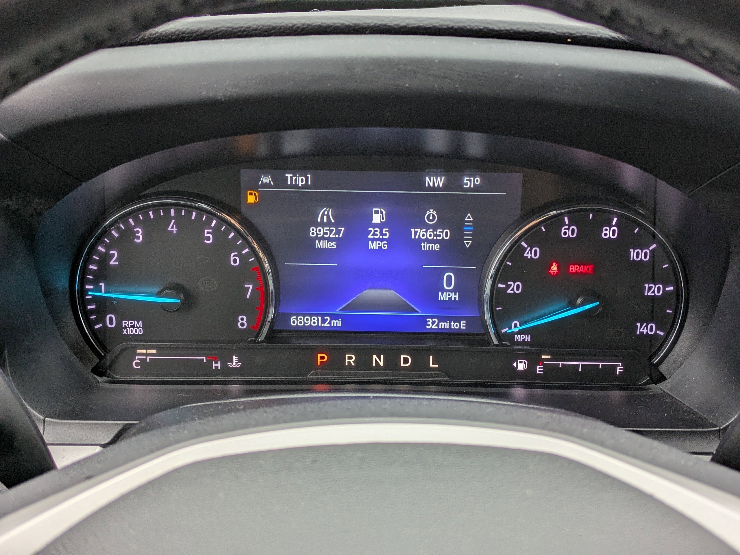 Used 2022 Ford Explorer XLT w/ Equipment Group 202A image 29