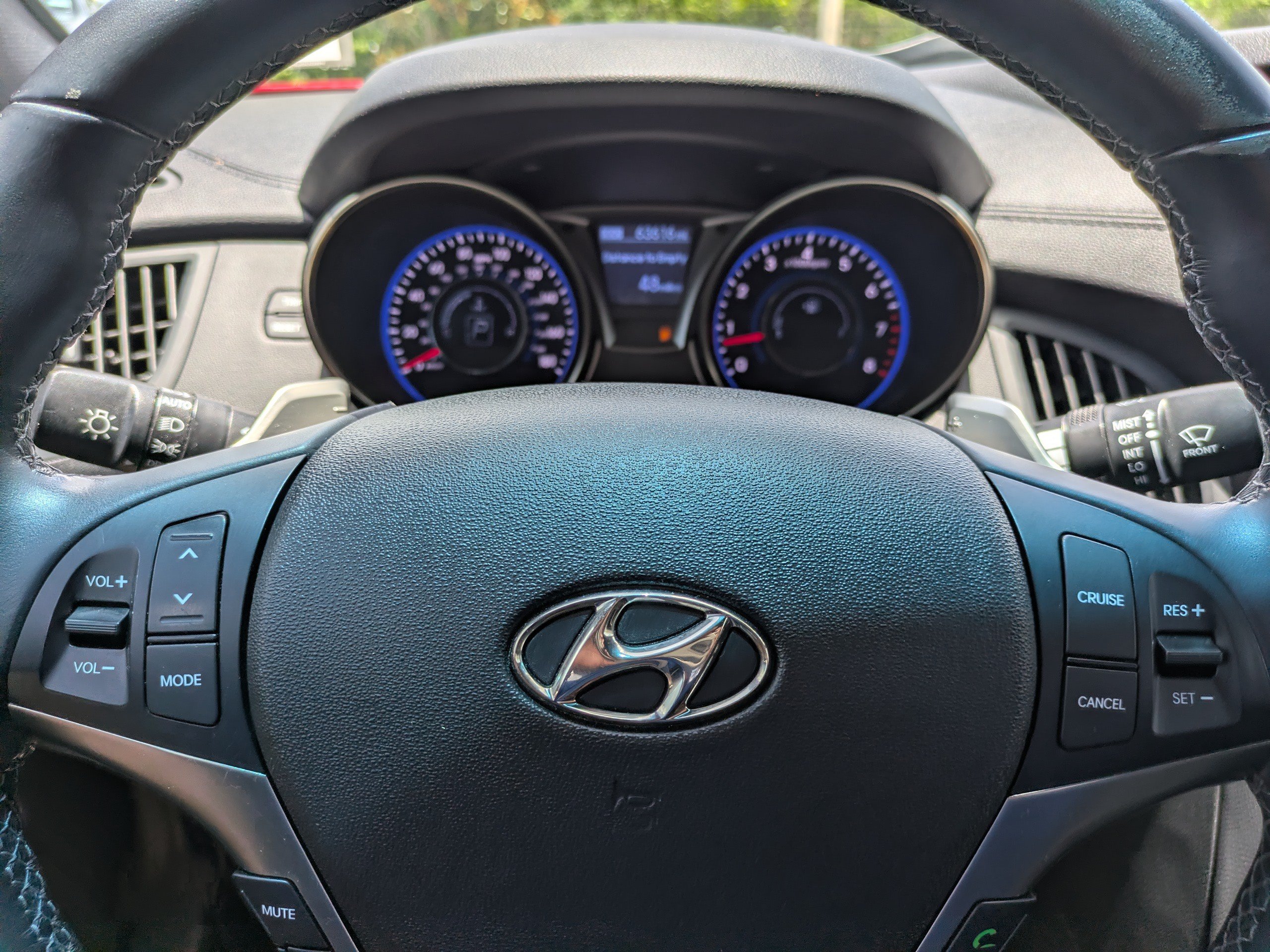 Used 2015 Hyundai Genesis 3.8 RWD image 25