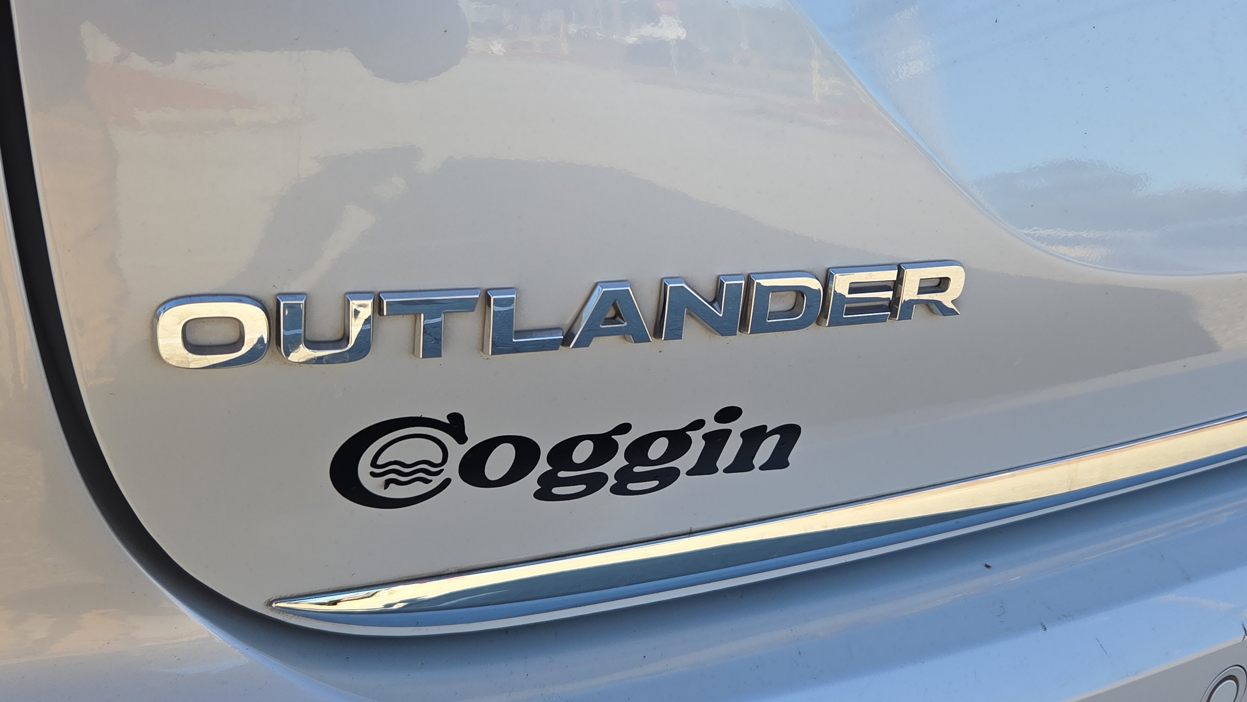 Used 2022 Mitsubishi Outlander ES image 16