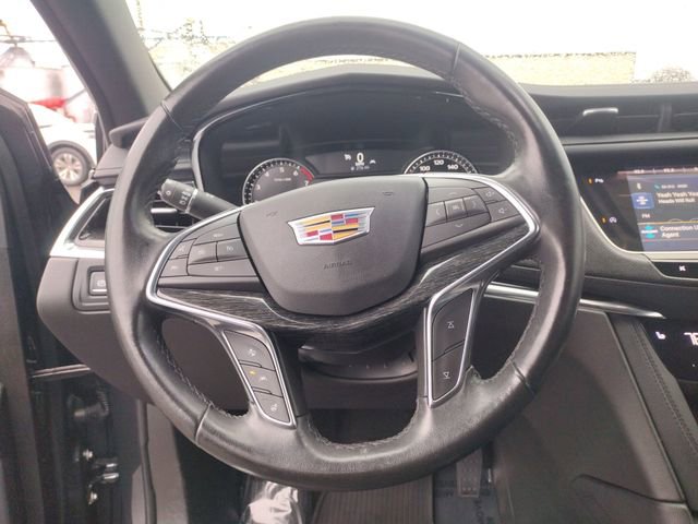 Used 2021 Cadillac XT5 Premium Luxury image 16