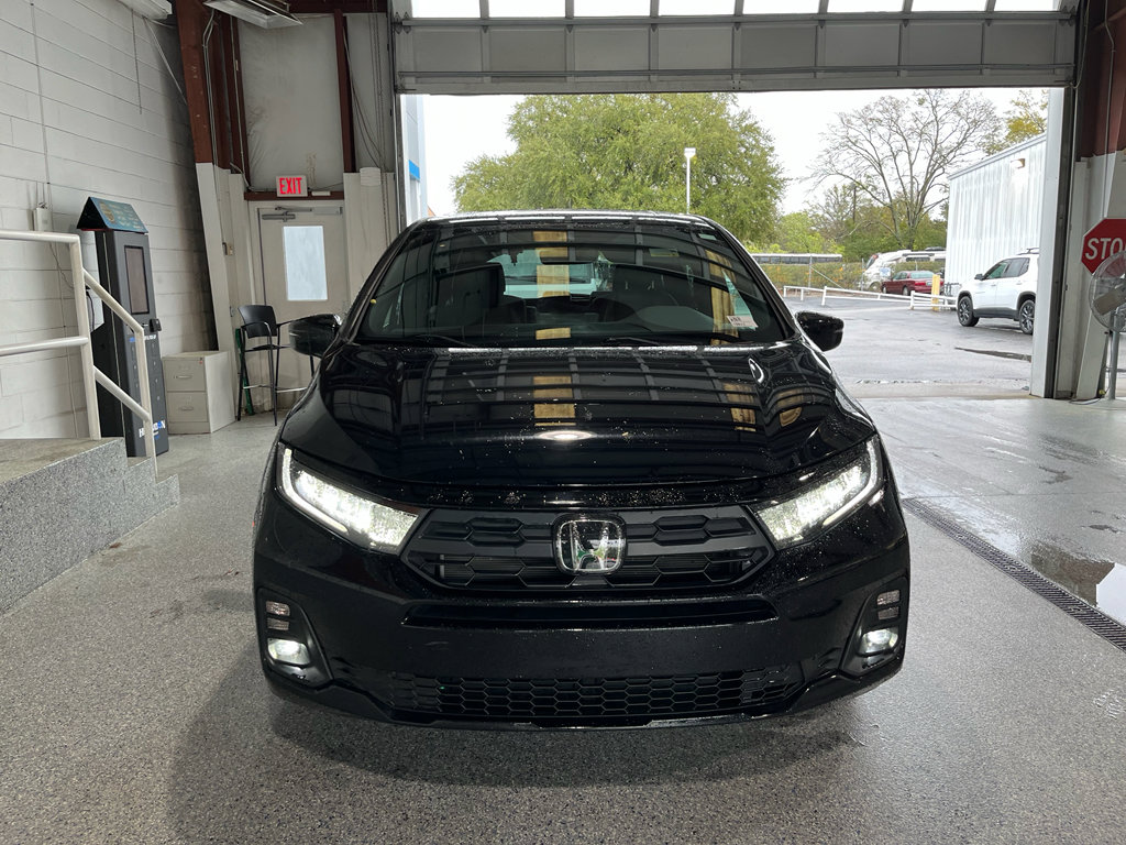 Used 2025 Honda Odyssey Sport-L image 2