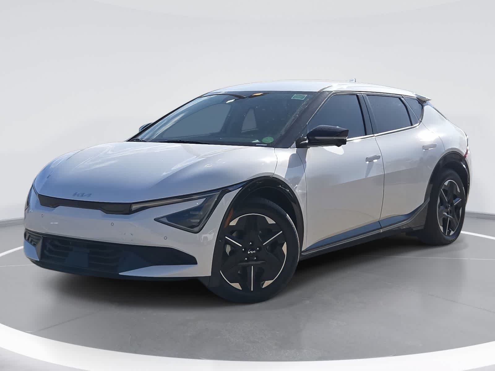 New 2026 Kia EV6 Wind RWD image 1