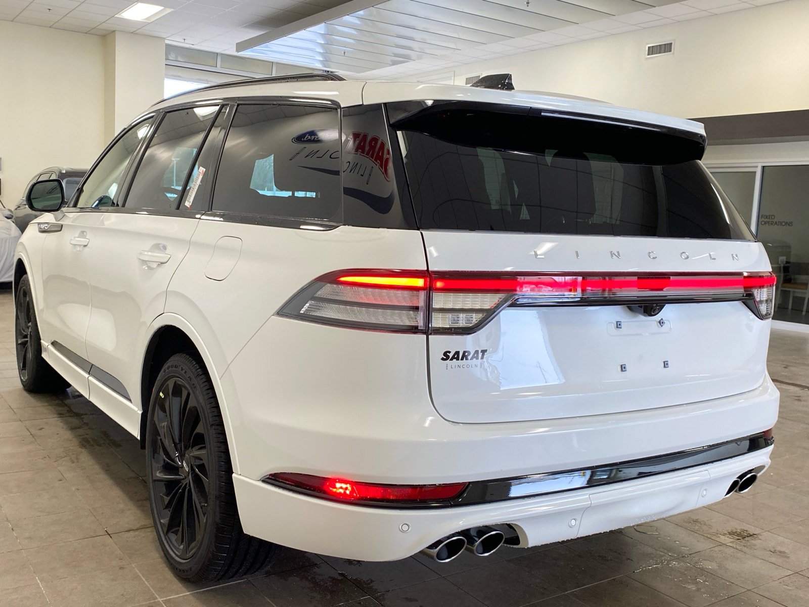 New 2026 Lincoln Aviator Reserve w/ Jet Appearance Package AWD/4WD image 5