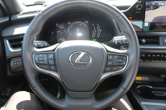 Certified 2025 Lexus UX 300h FWD image 16